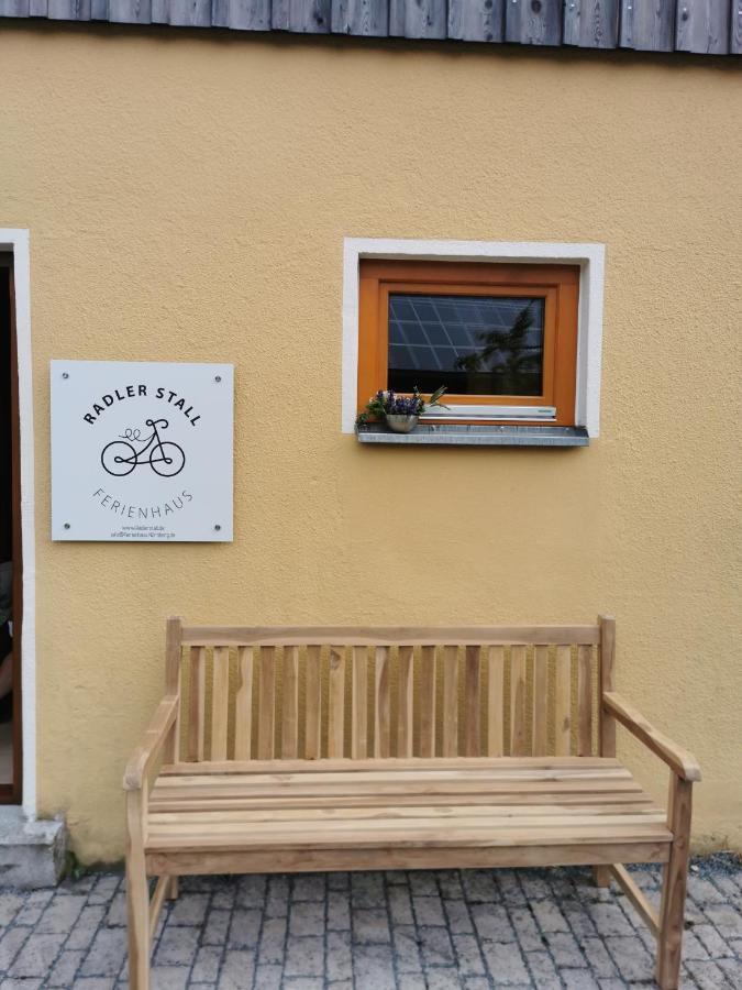 Radler Stall Postbauer-Heng Exterior foto